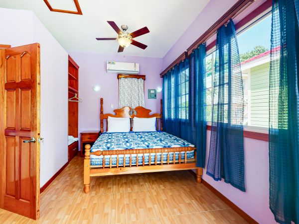 Ambergris Caye Home 1008148