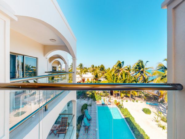 Ambergris Caye Home 1008150