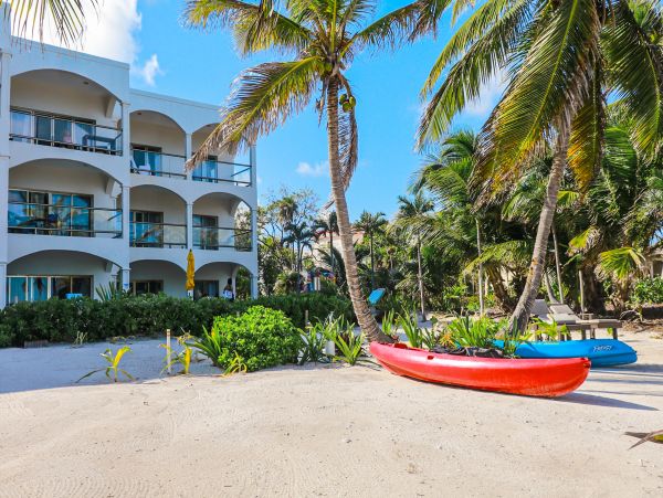 Ambergris Caye Home 1008150