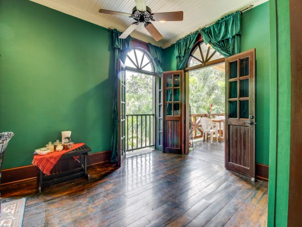 Ambergris Caye Home 1008152