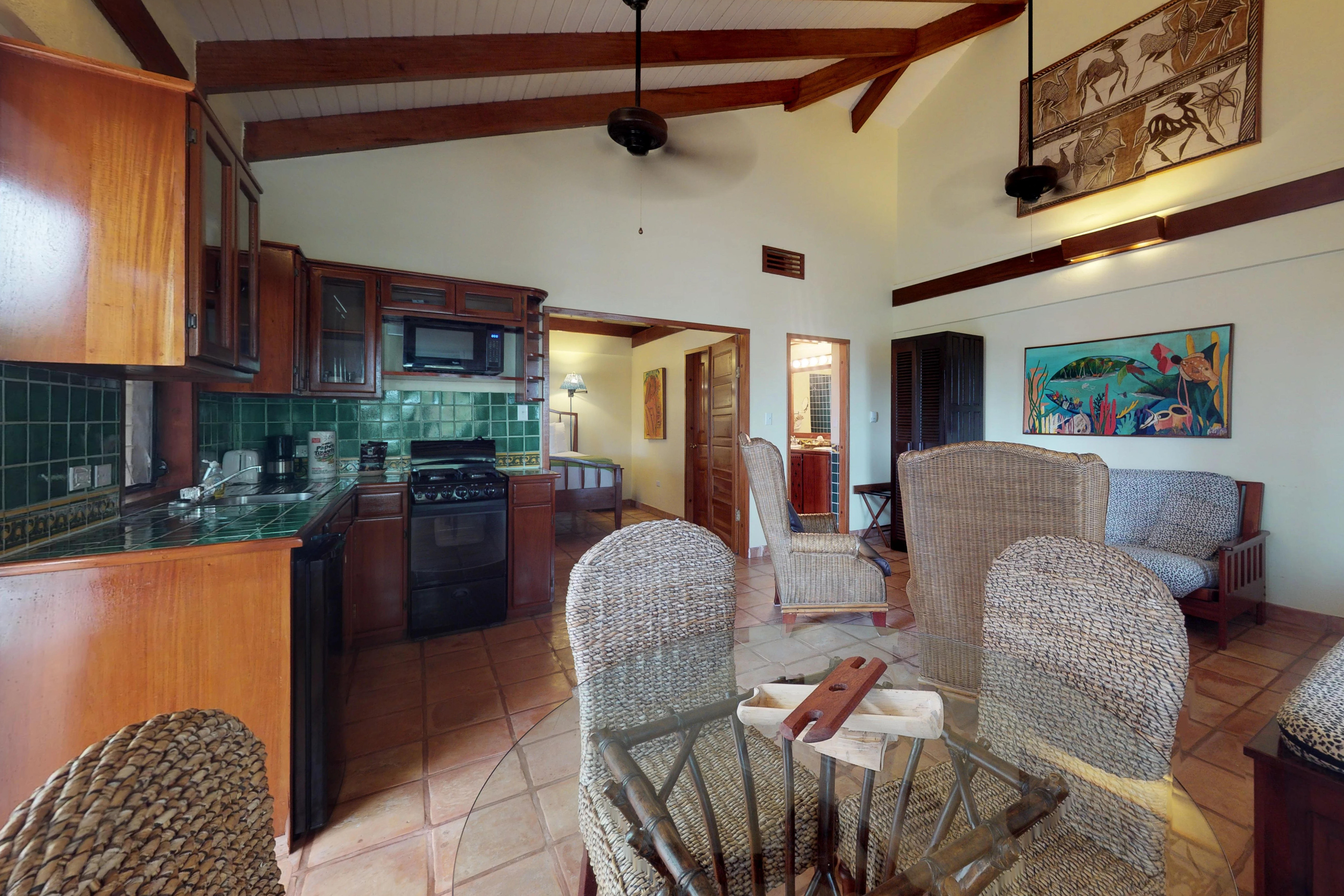 Ambergris Caye Home 1008153