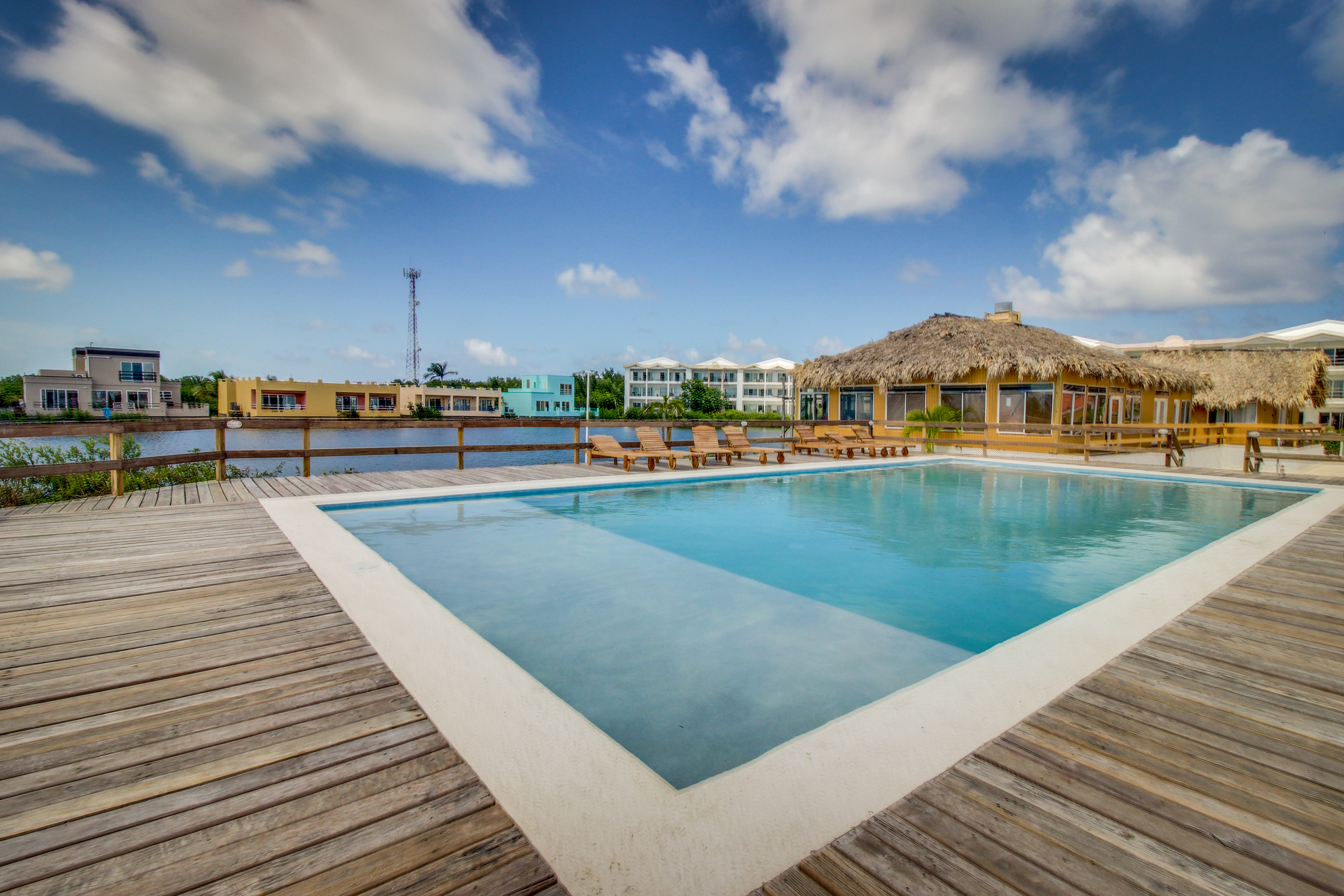 Ambergris Caye Home 1008154