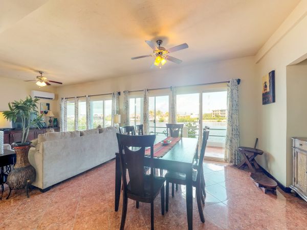 Ambergris Caye Home 1008154