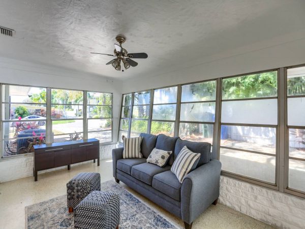 Close to Clearwater, Indian Rocks and Indian Shores Beaches