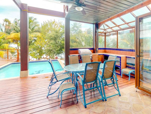 Ambergris Caye Home 1008156