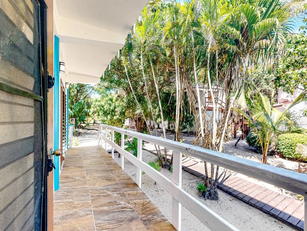 Ambergris Caye Home 1008159