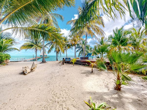 Ambergris Caye Home 1008159