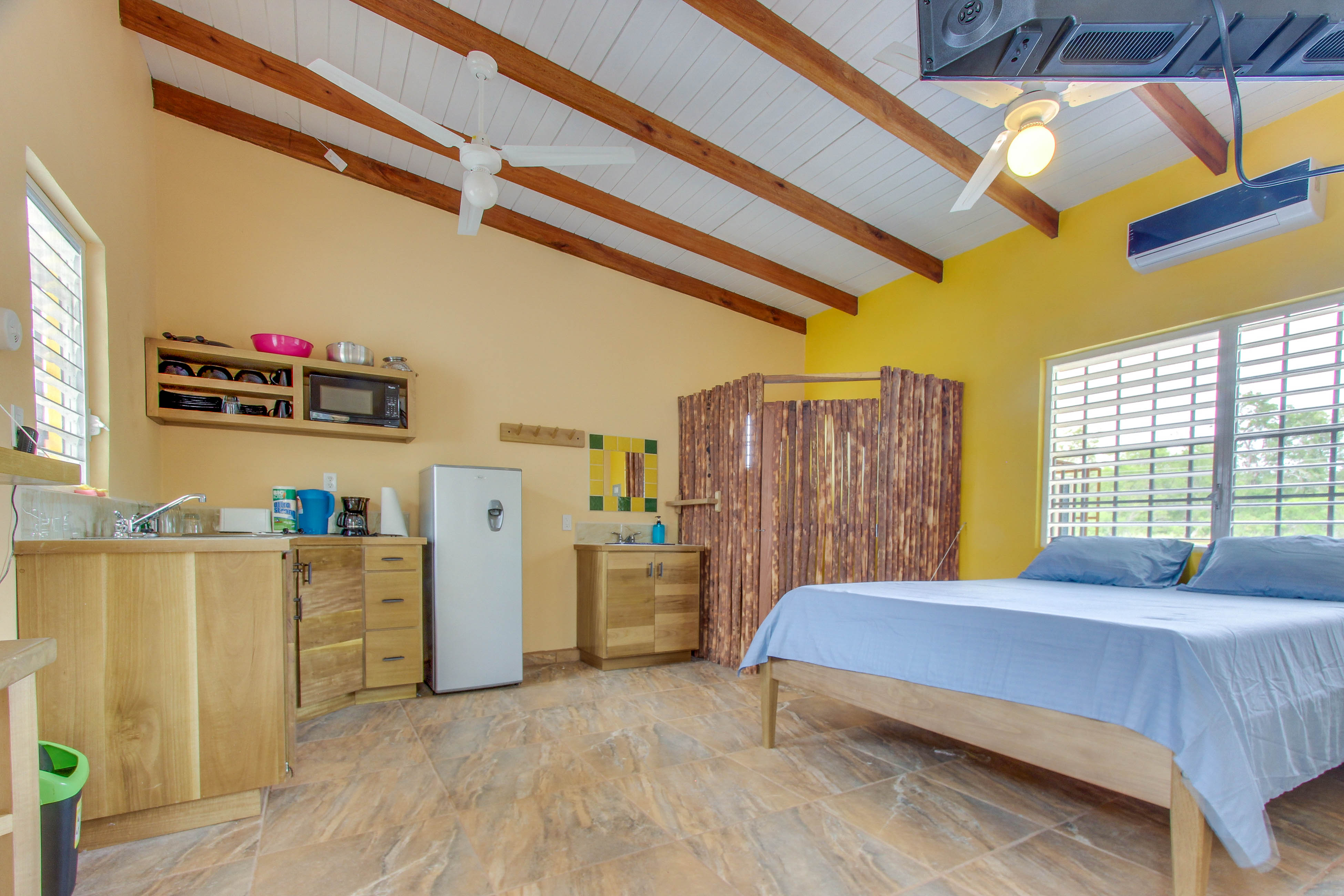 Ambergris Caye Home 1008166