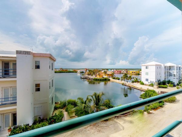Ambergris Caye Home 1008167