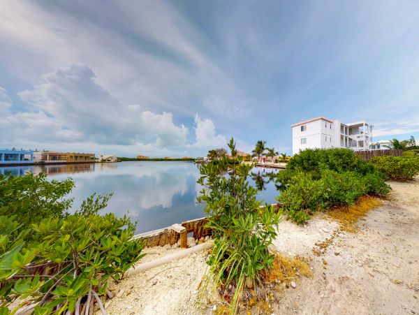 Ambergris Caye Home 1008167