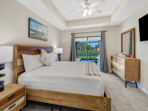 Cape Coral Vacation Home Three Bedroom