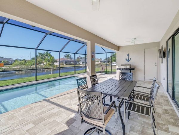 Cape Coral Vacation Home Three Bedroom