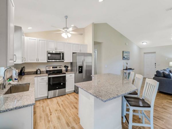 Cape Coral Vacation Home Three Bedroom