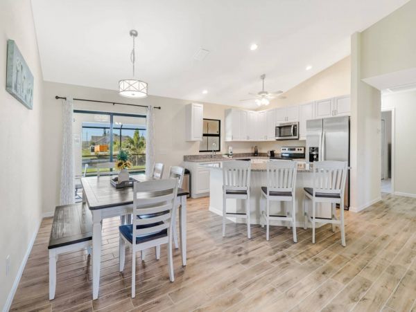 Cape Coral Vacation Home Three Bedroom