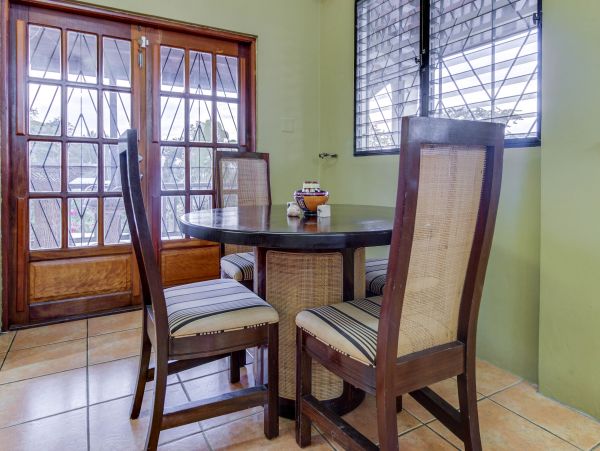 Ambergris Caye Home 1008171