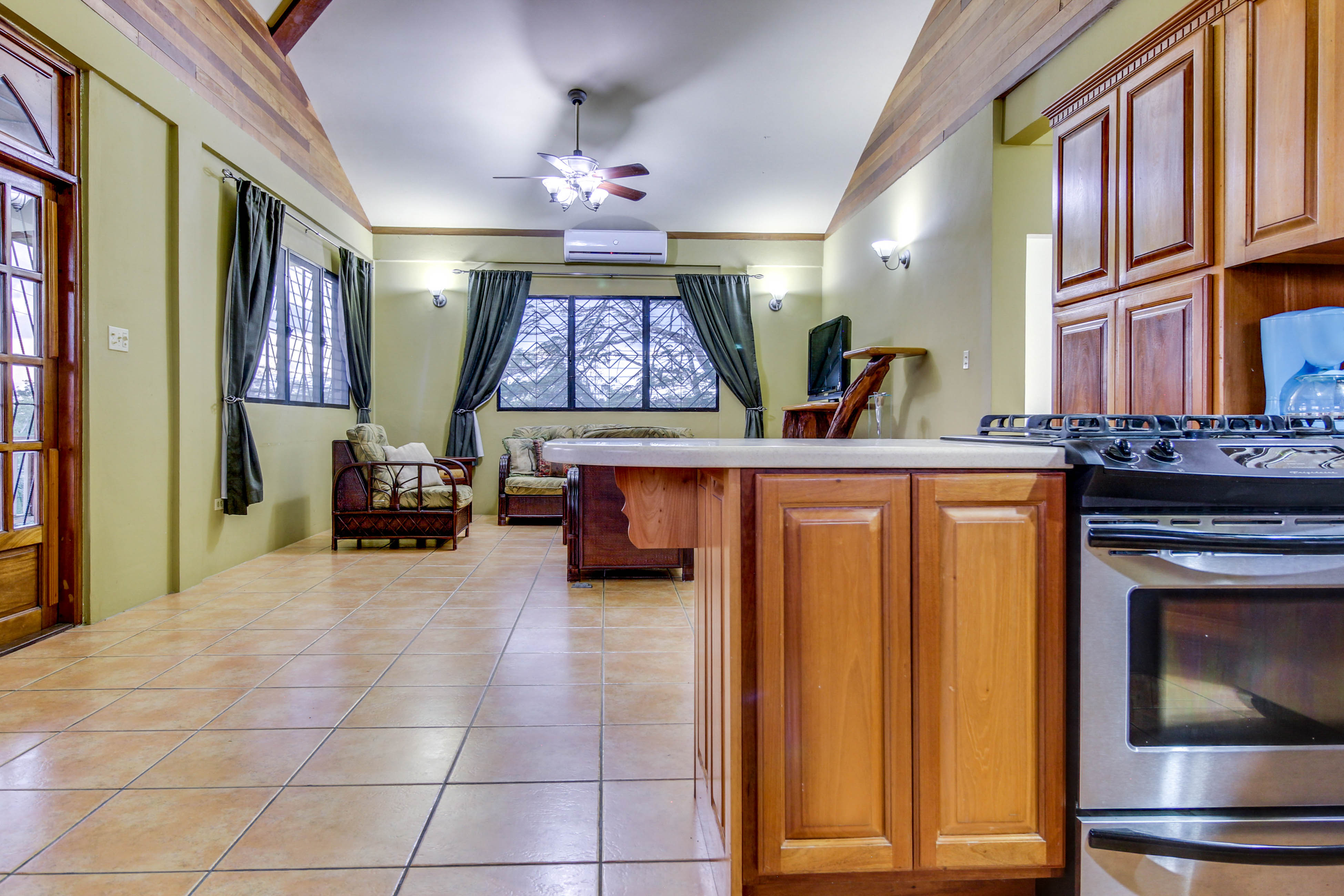 Ambergris Caye Home 1008171