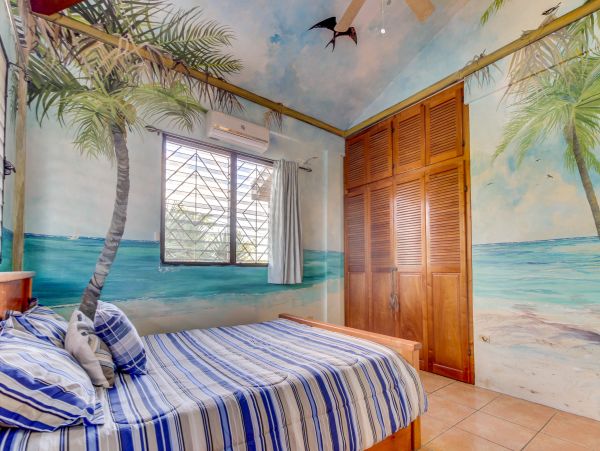 Ambergris Caye Home 1008171