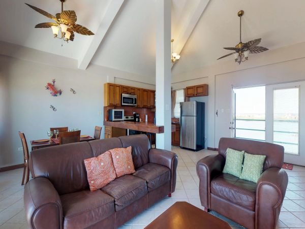 Ambergris Caye Home 1008177