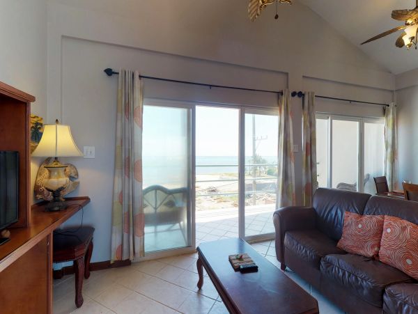 Ambergris Caye Home 1008177