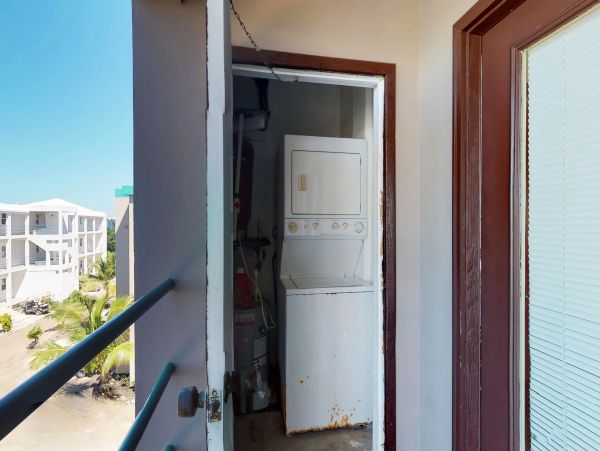 Ambergris Caye Home 1008177