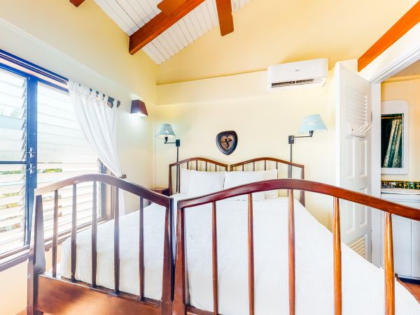 Ambergris Caye Home 1008178