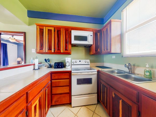 Ambergris Caye Home 1008179