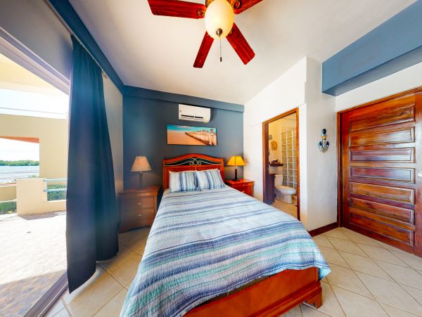 Ambergris Caye Home 1008179