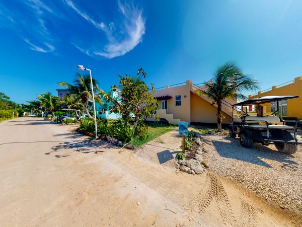 Ambergris Caye Home 1008179