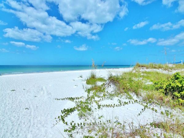 Clearwater Vacation Condo Three Bedroom