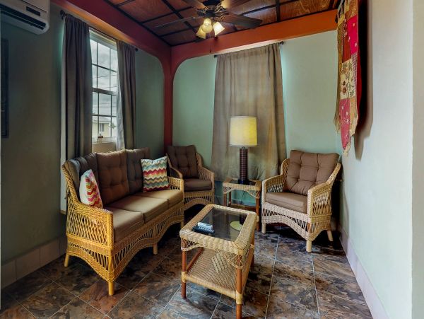 Ambergris Caye Home 1008186