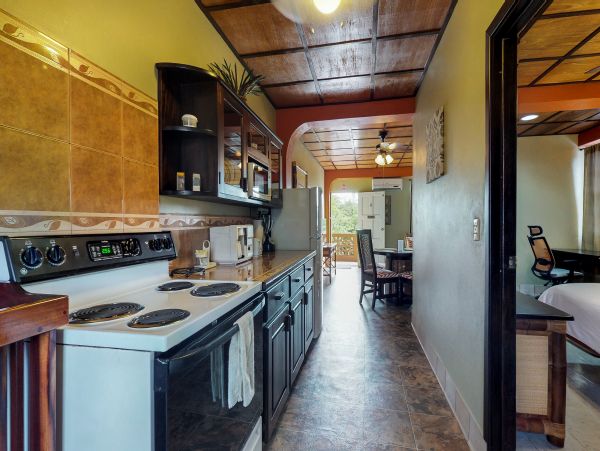 Ambergris Caye Home 1008186