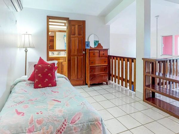 Ambergris Caye Home 1008187