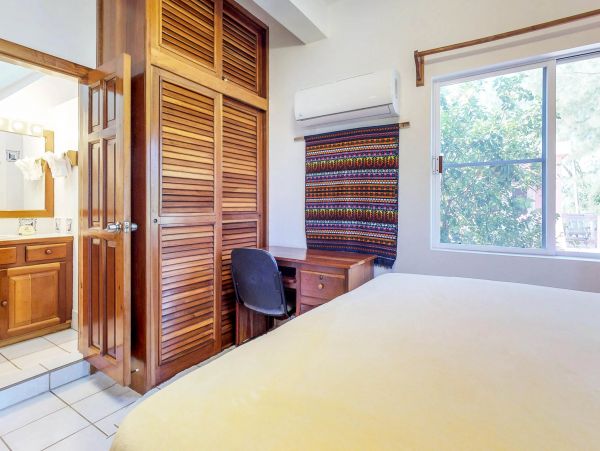 Ambergris Caye Home 1008187