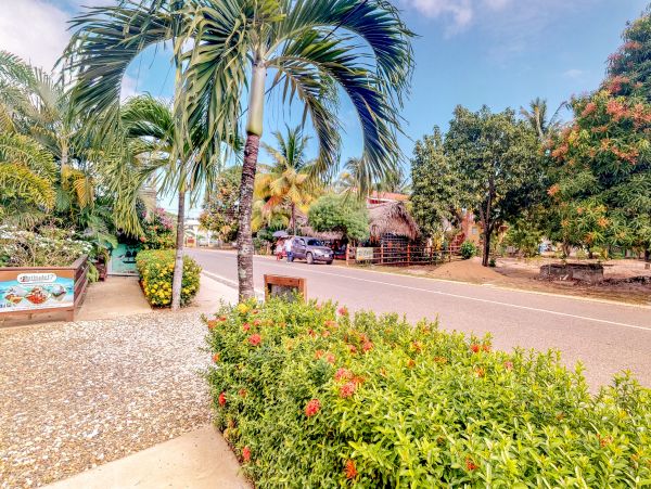 Ambergris Caye Home 1008188