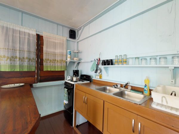 Ambergris Caye Home 1008189
