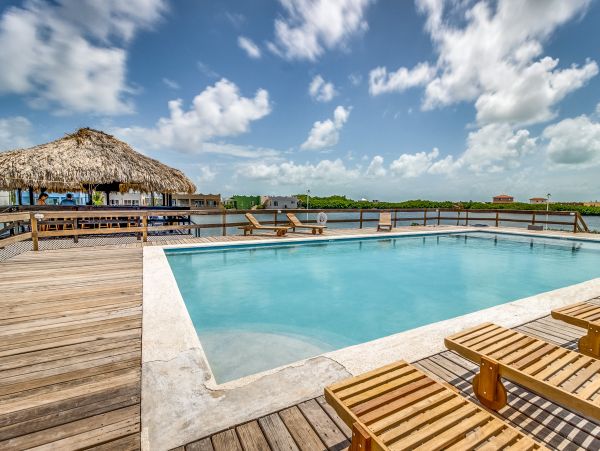 Ambergris Caye Home 1008190