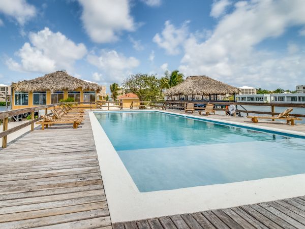 Ambergris Caye Home 1008190