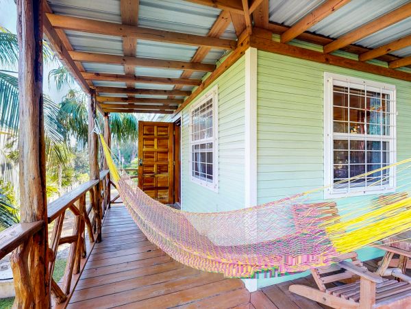 Ambergris Caye Home 1008191
