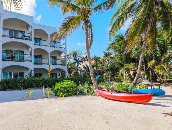 Ambergris Caye Home 1008192