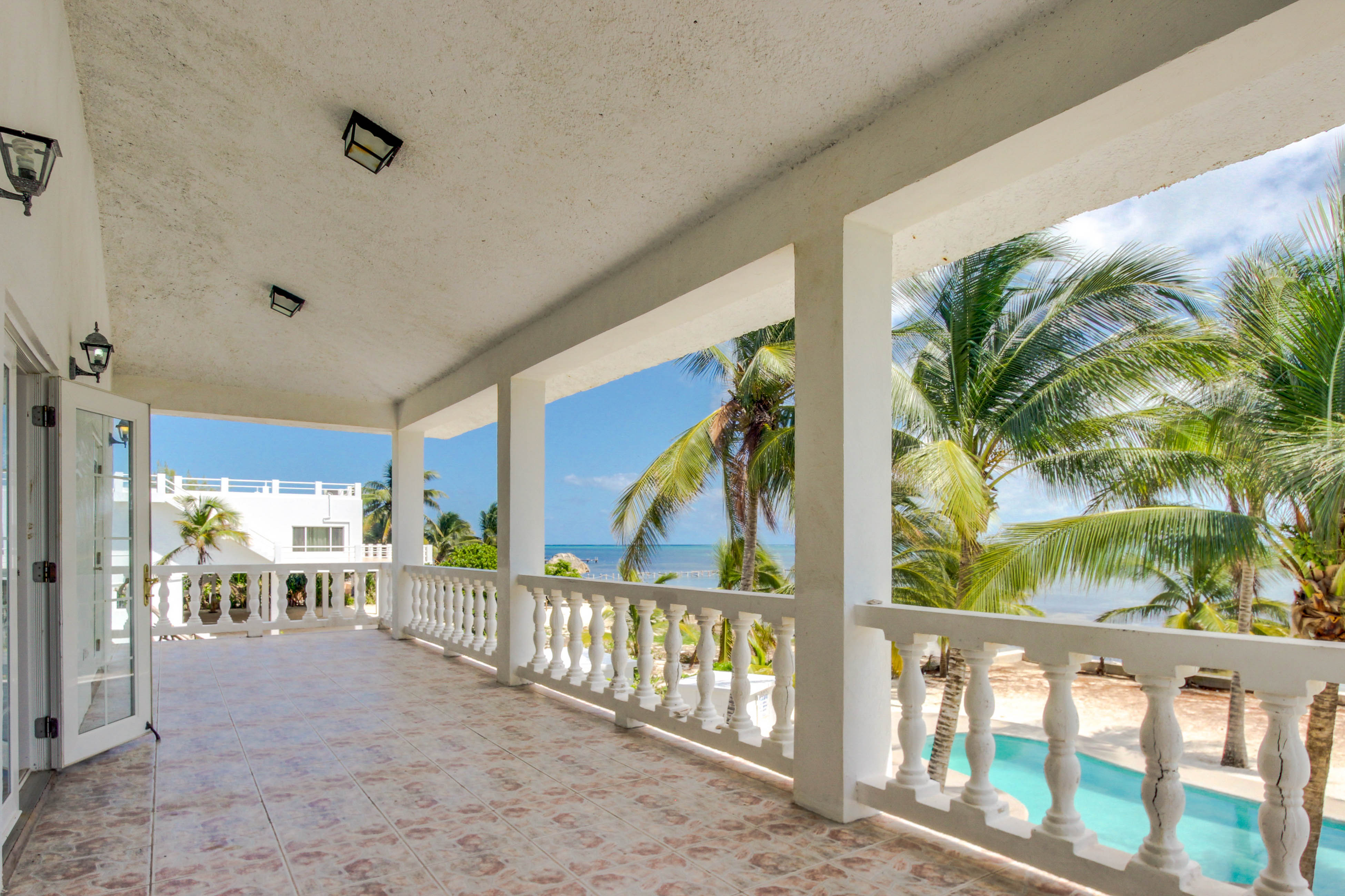 Ambergris Caye Home 1008194