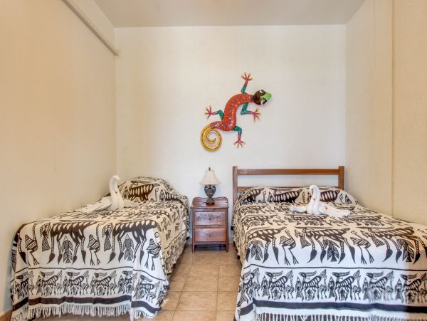 Ambergris Caye Home 1008194
