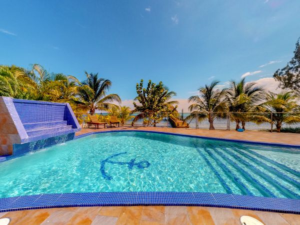 Ambergris Caye Home 1008195