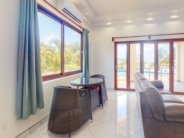 Ambergris Caye Home 1008195