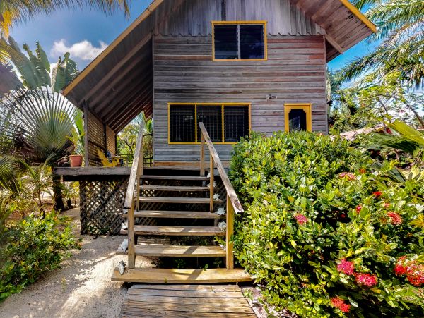 Ambergris Caye Home 1008197
