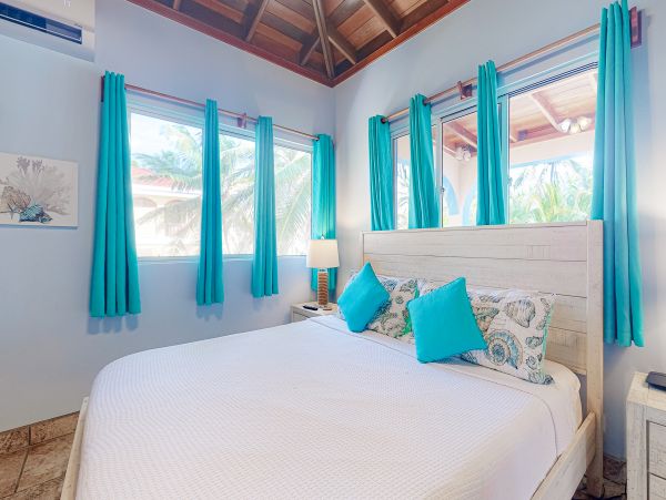 Ambergris Caye Home 1008198
