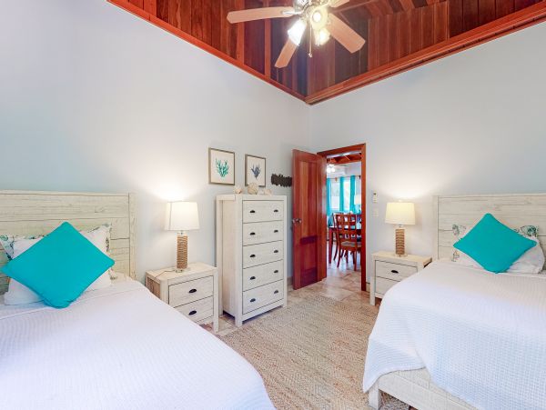 Ambergris Caye Home 1008198