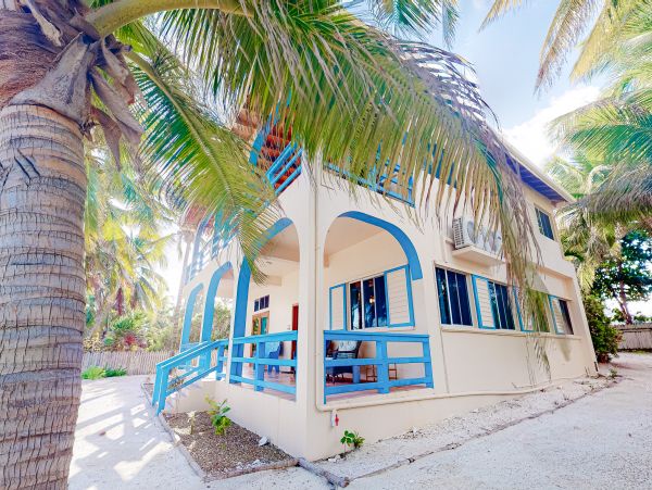 Ambergris Caye Home 1008198