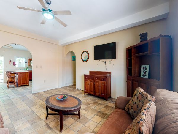 Ambergris Caye Home 1008199