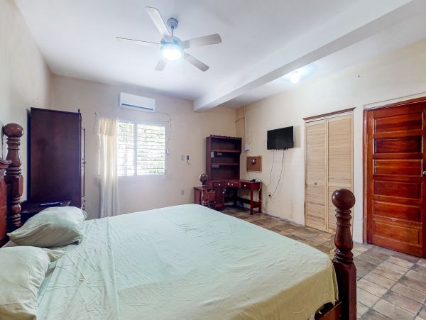 Ambergris Caye Home 1008199