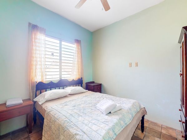 Ambergris Caye Home 1008199